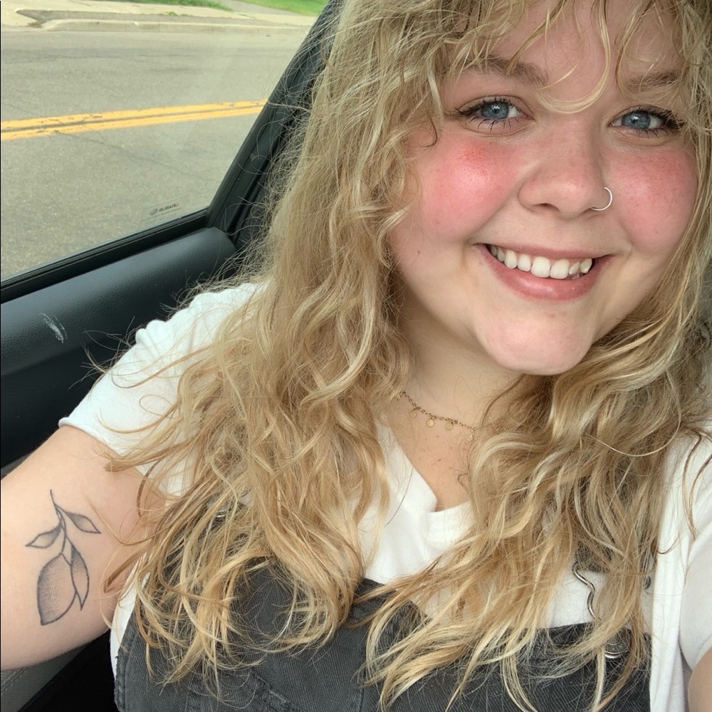 Meet your Posher, Malori